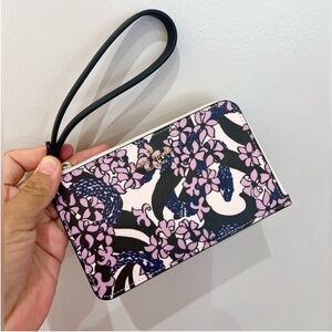 Kate Spade Snake Garden Small L-Zip
Wallet # KJ087